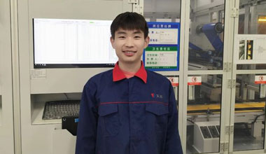 单宝鑫：坚持不断创新，争做合乐hl888工匠